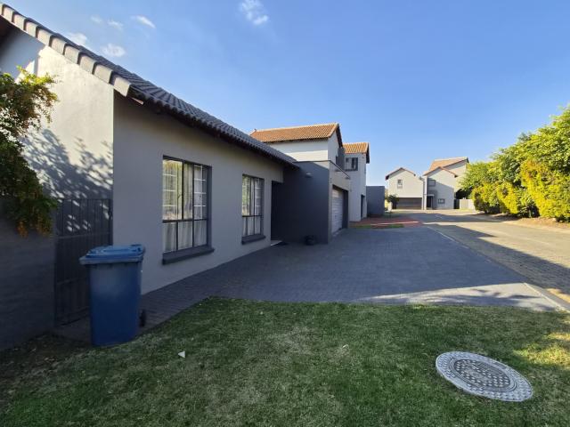 House for sale in Waterkloof, Gauteng