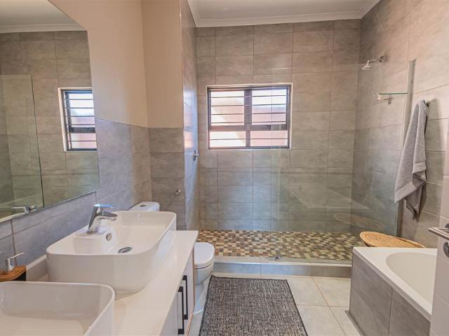 House for sale in Waterkloof, Gauteng