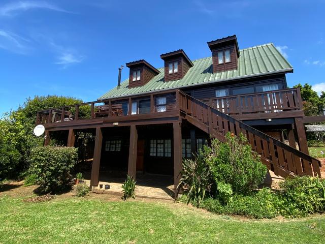 House for sale in Boesmansriviermond, Ndlambe Local Municipality