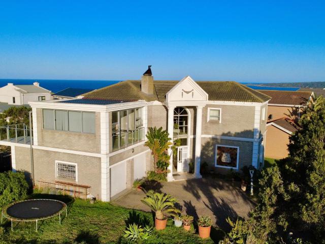 House for sale in Groot Brak Rivier, Western Cape