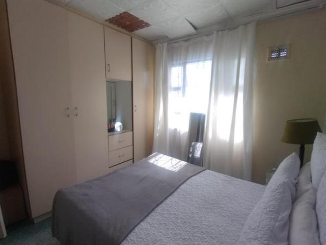 House for rent in Seaview, Kwazulu-natal