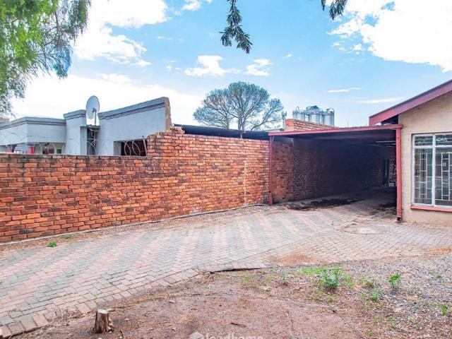 House for sale in Waterkloof, Gauteng