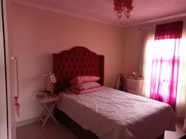 House for sale in Vanderbijlpark, Emfuleni Local Municipality