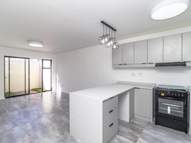 House for sale in Cape Town, Western Cape
