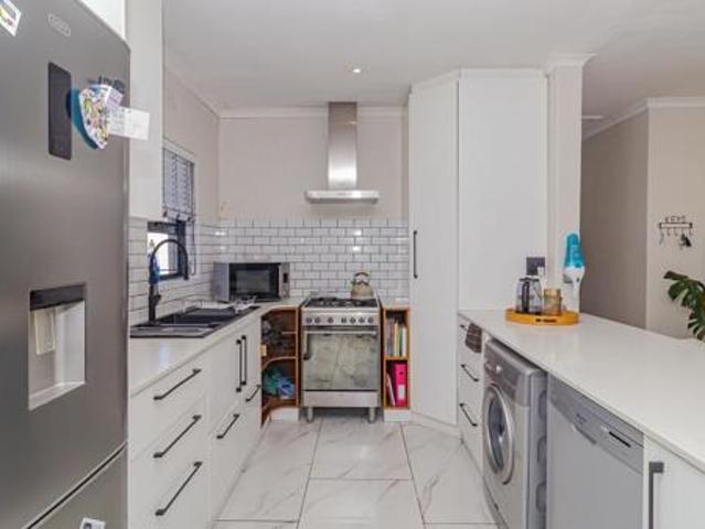 House for sale in Cape Town, Western Cape