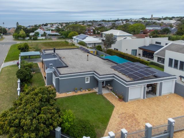 House for sale in Plettenberg Bay, Garden Route District Municipality