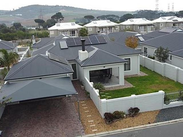 House for sale in Cape Town, Western Cape