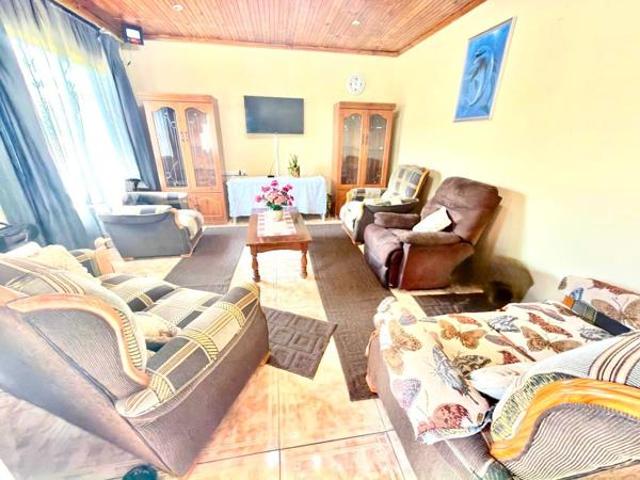 House for sale in UMhlathuze Municipality, Kwazulu-natal