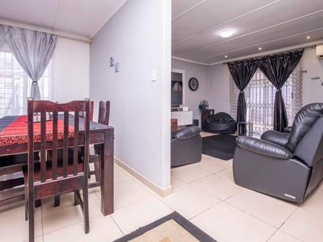 House for sale in UMhlathuze Municipality, Kwazulu-natal