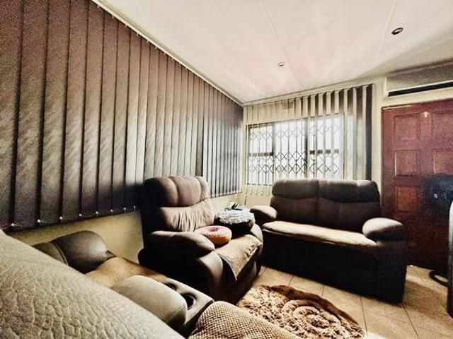 House for sale in UMhlathuze Municipality, Kwazulu-natal