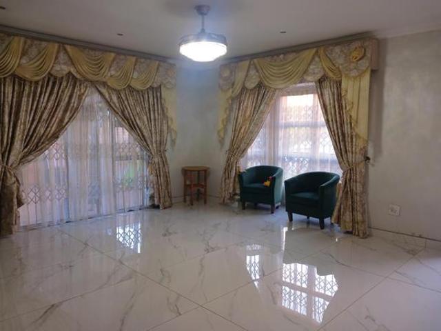 House for sale in Richards Bay, uMhlathuze Local Municipality