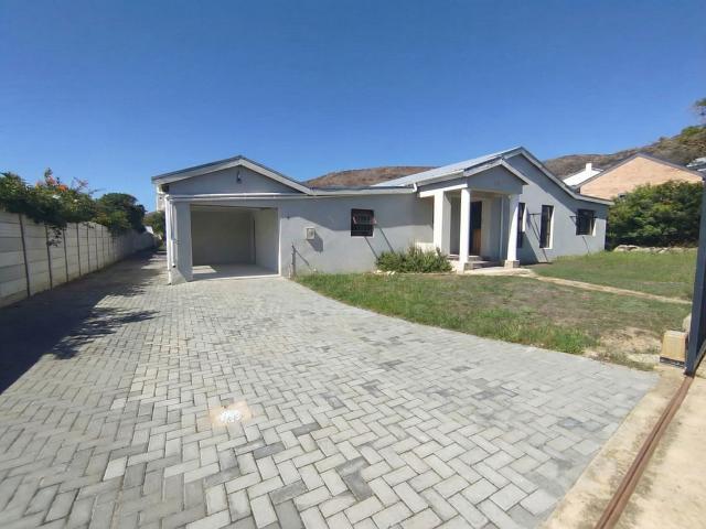 House for sale in Agulhas, Western Cape