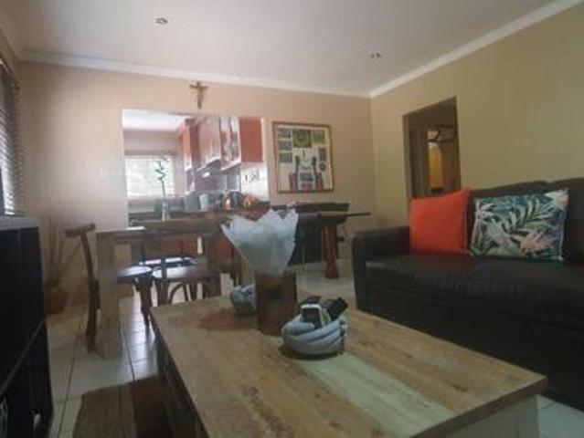 House for sale in Mount Moreland, Kwazulu-natal