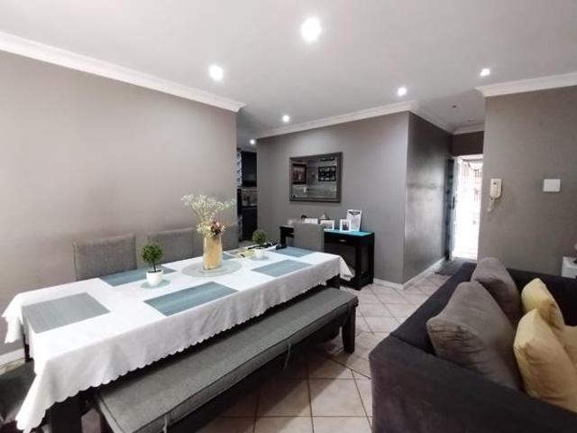 House for sale in Mount Moreland, Kwazulu-natal