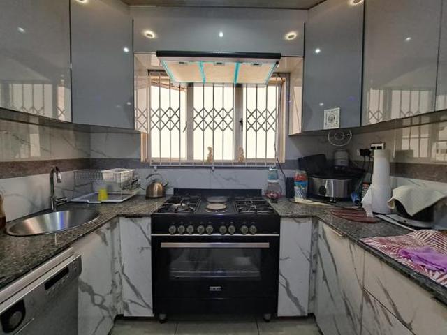 House for sale in Verulam, eThekwini Metropolitan Municipality