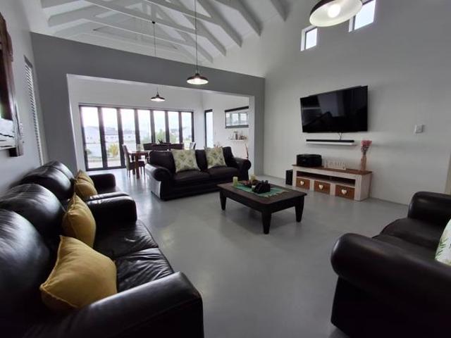 House for sale in Western Cape