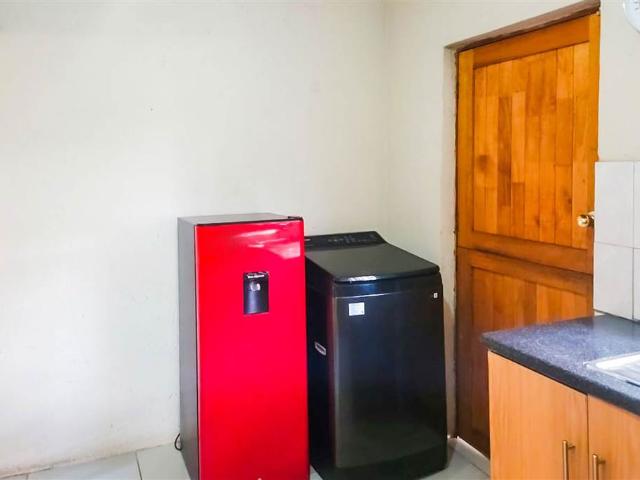 House for sale in Hartbeespoort Dam Nature Reserve, North West