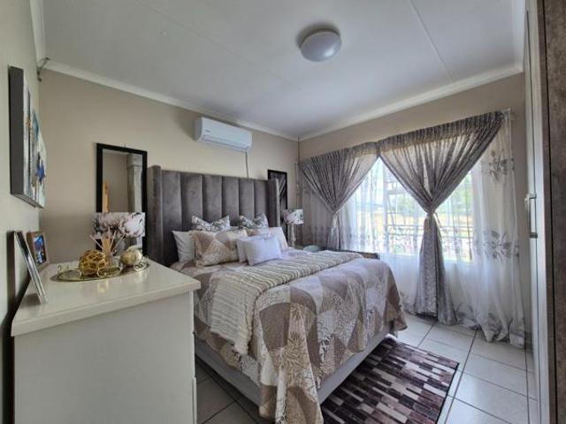 House for sale in Hartbeespoort Dam Nature Reserve, North West