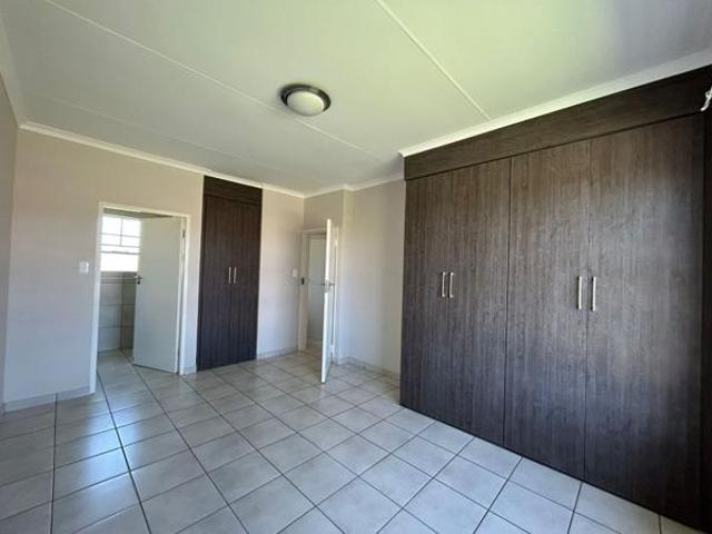 House for sale in Hartbeespoort Dam Nature Reserve, North West