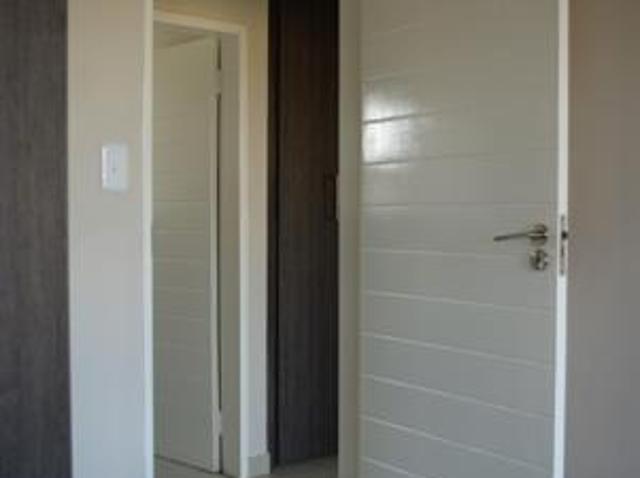House for sale in Hartbeespoort Dam Nature Reserve, North West