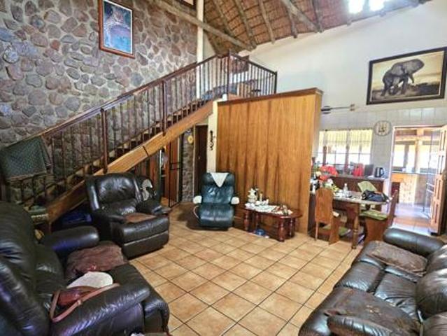 House for sale in Hartbeespoort Dam Nature Reserve, North West