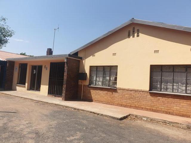 House for sale in Hartbeespoort Dam Nature Reserve, North West