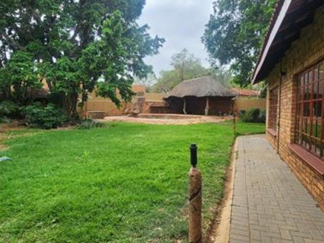 House for sale in Hartbeespoort Dam Nature Reserve, North West