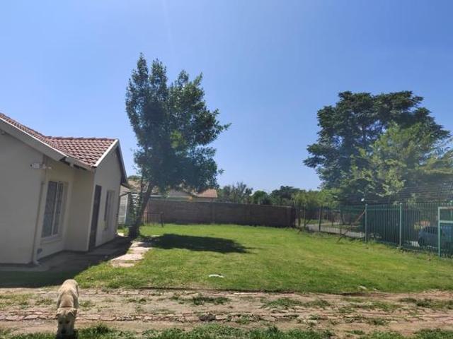 House for sale in Hartbeespoort Dam Nature Reserve, North West