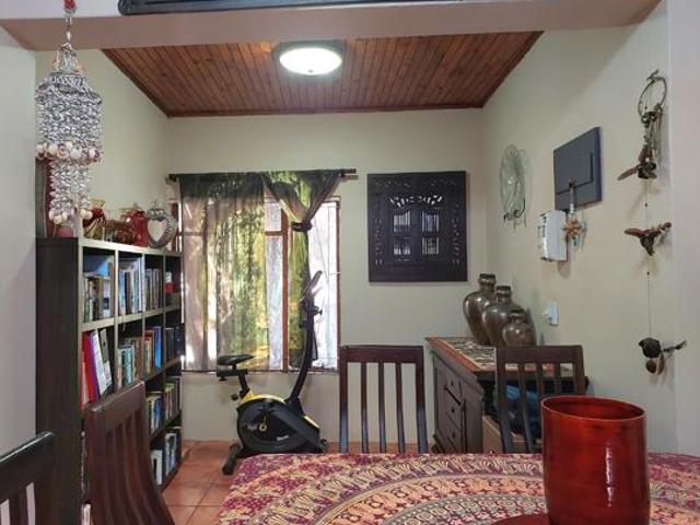 House for sale in Hartbeespoort Dam Nature Reserve, North West