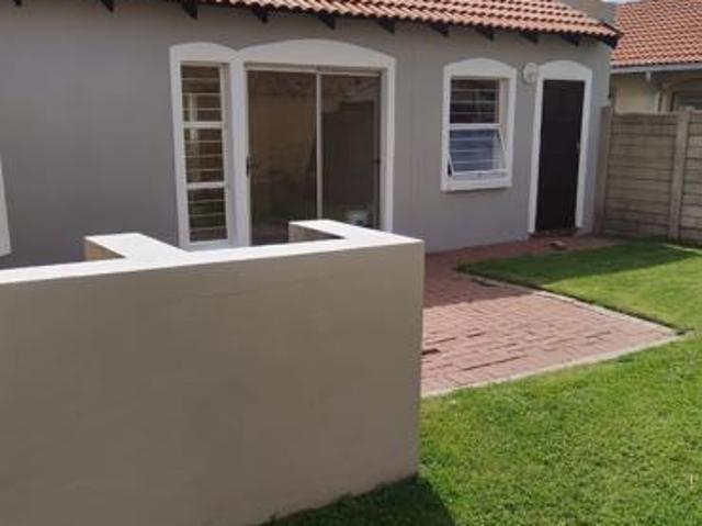 House for sale in Hartbeespoort Dam Nature Reserve, North West