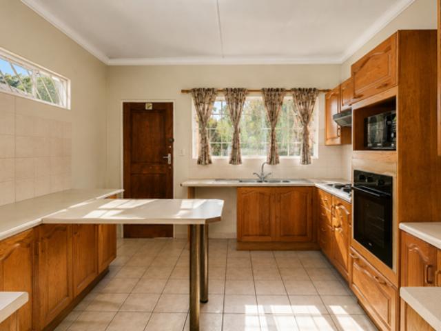 House for sale in Hartbeespoort Dam Nature Reserve, North West