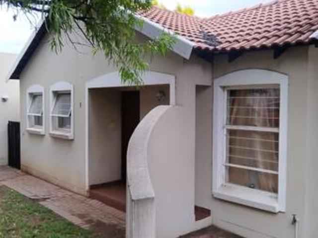House for sale in Hartbeespoort Dam Nature Reserve, North West