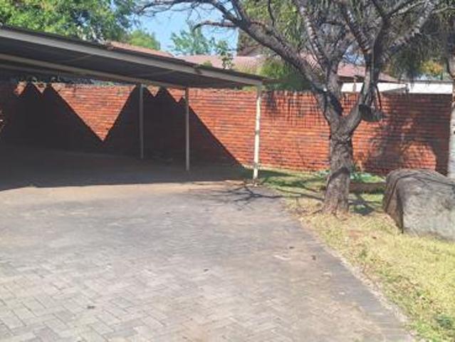 House for sale in Hartbeespoort Dam Nature Reserve, North West