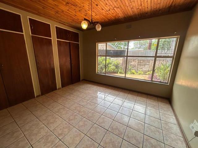 House for sale in Hartbeespoort Dam Nature Reserve, North West