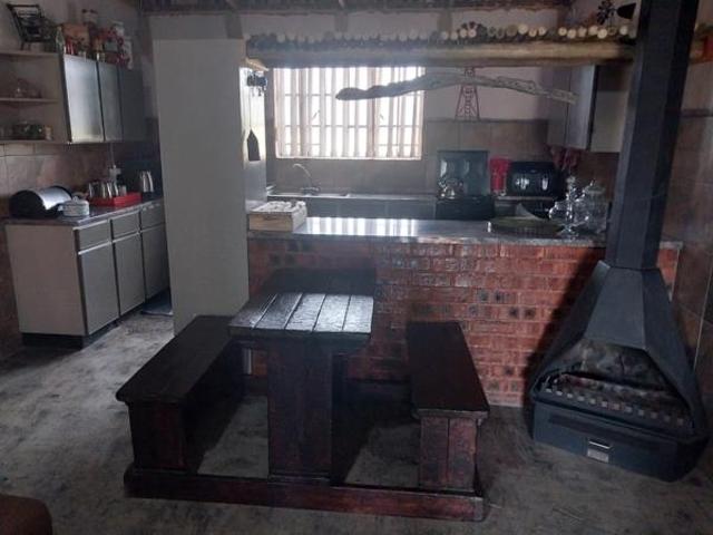 House for rent in Hartbeespoort Dam Nature Reserve, North West