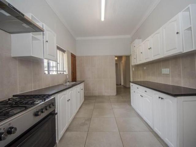House for sale in Cape Town, Western Cape