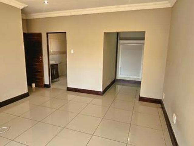 House for rent in Waterkloof, Gauteng
