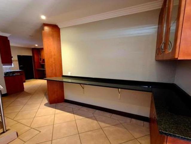 House for rent in Waterkloof, Gauteng