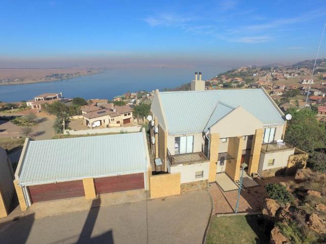 House for sale in Waterkloof, Gauteng