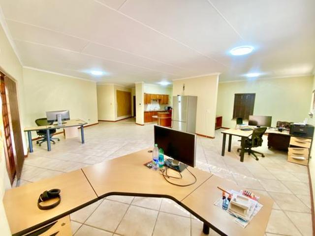 House for rent in Waterkloof, Gauteng