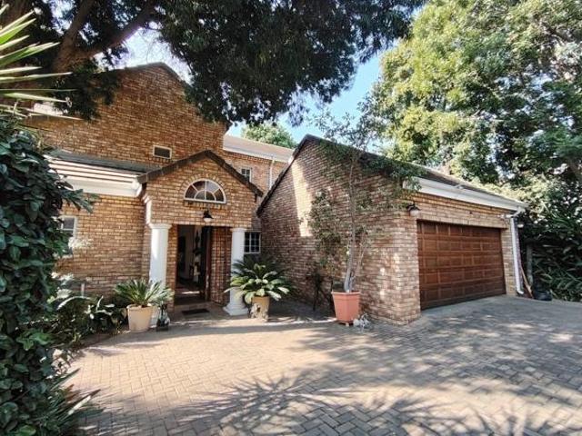 House for rent in Waterkloof, Gauteng