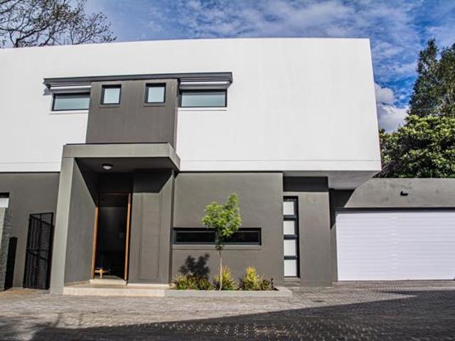 House for rent in Waterkloof, Gauteng