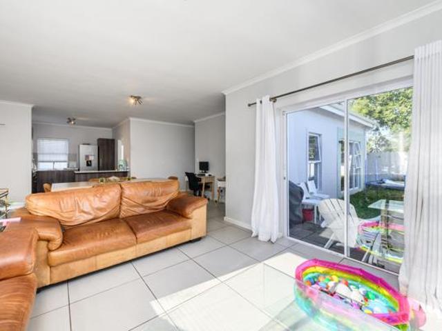 House for sale in Cape Town, Western Cape