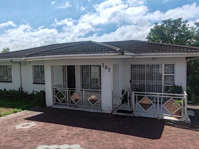 House for rent in Queensburgh, Kwazulu-natal