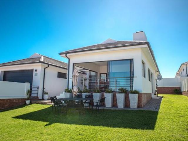 House for sale in Cape St Francis, Eastern Cape