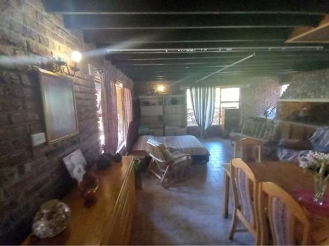 House for sale in Jeffreys Bay, Kouga Local Municipality