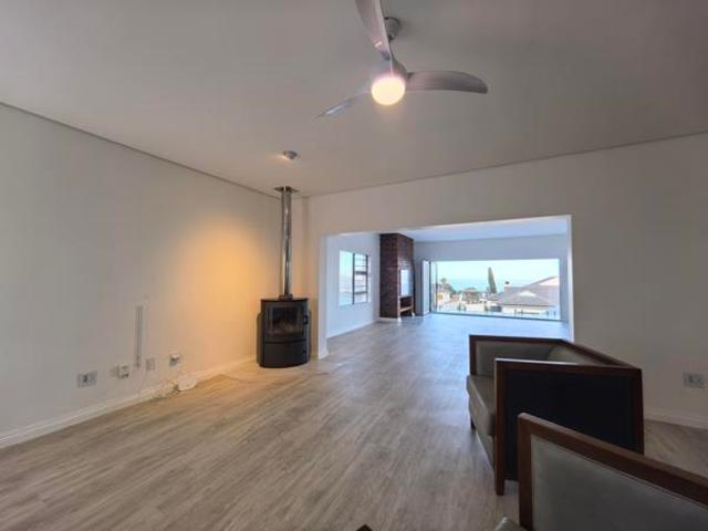 House for sale in Jeffreys Bay, Kouga Local Municipality