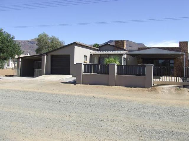 House for sale in Hantam, Northern Cape