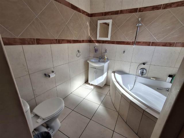 House for sale in Frances Baard, Northern Cape
