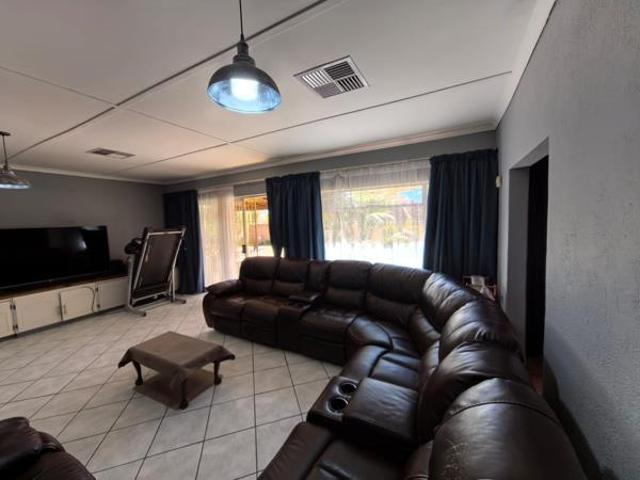 House for sale in Frances Baard, Northern Cape
